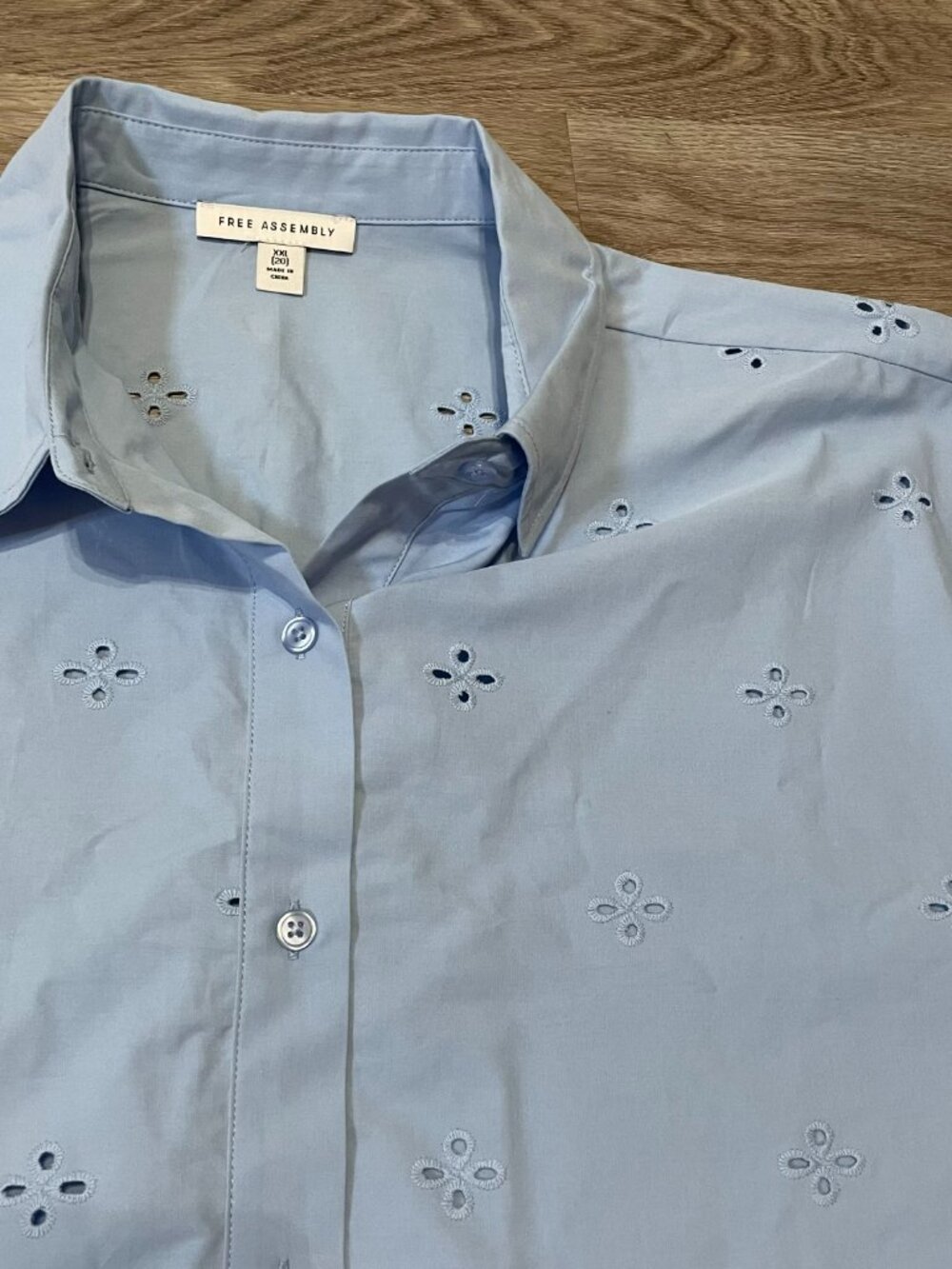 Cotton Eyelet Shirt - Picture 14 of 16